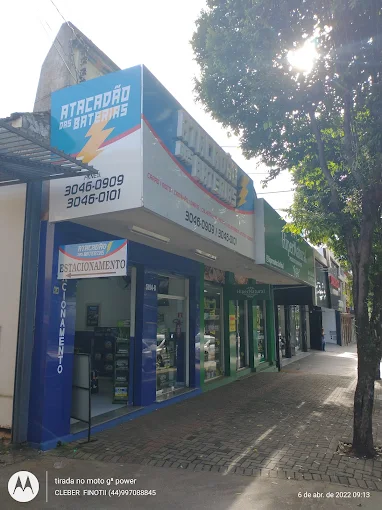 Fachada do Atacadão das Baterias em Maringá
